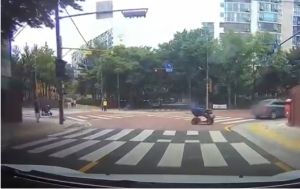 û�� ������忡�� �߻��� ������ü�� ���