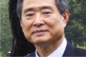 ���Ʈ�� ����������� �ѱ��� �߽���