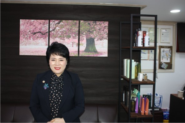 �Ȼ� ���� Ȳ���� �����, �ְ��� ��� ���� ����