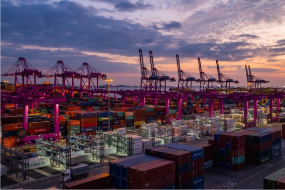 ��õ�� 8�� �����̳� ������ ���� �ִ롦30��TEU ����