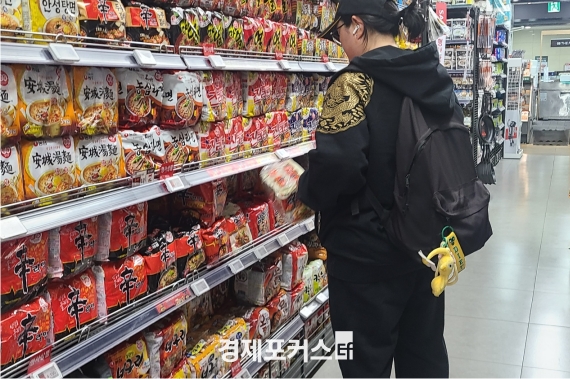 K-Ǫ�� ���� 100�� �޷� ���ġ� ����û, �����ǰ�� �з� ���� ��ȭ