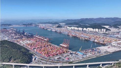 정부 “소비 개선·반도체 수출 호조로 경기 회복 흐름 지속”