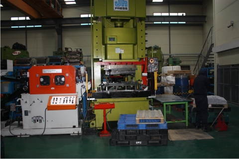 제조업 취업자 비중 15.2% ‘역대 최저’… 청년 6만1000명 감소