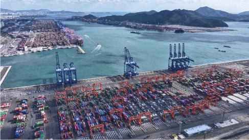 2�б� ���� �׸� ������ 4.8% ���ҡ����� ȭ�� �ް� ����